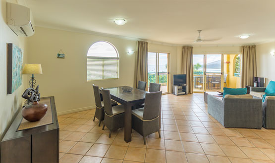 airlie beach apartments 2 bedroom