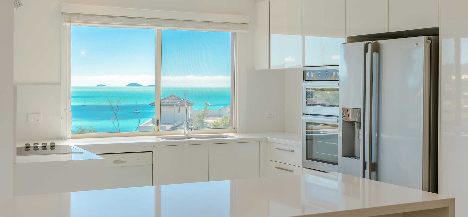 penthouse apartments airlie beach