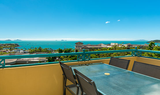 penthouse apartments airlie beach